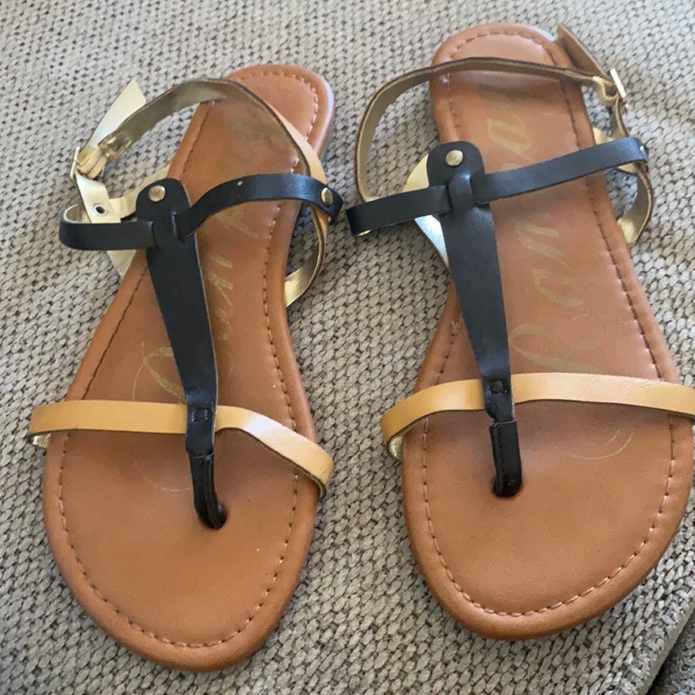 Black and Tan sandal